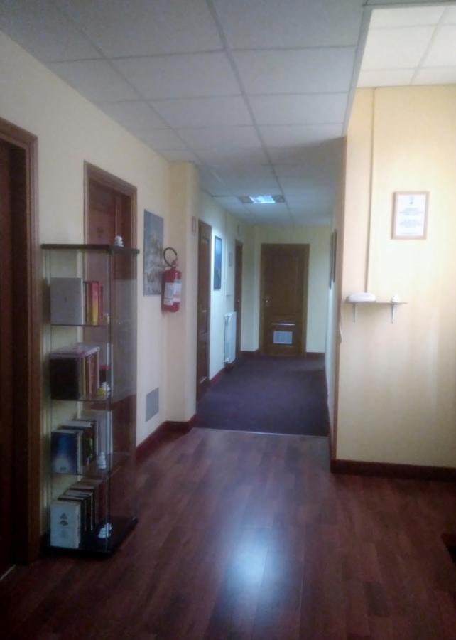 Giappone Inn Parking Hotel Livorno Eksteriør billede